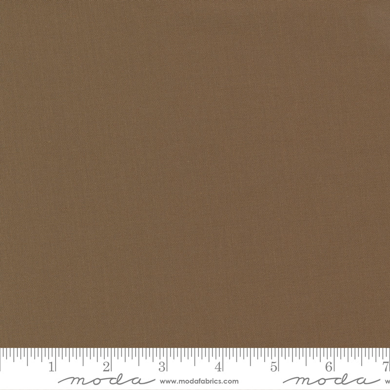 9900 18 Bella Solids Burgundy