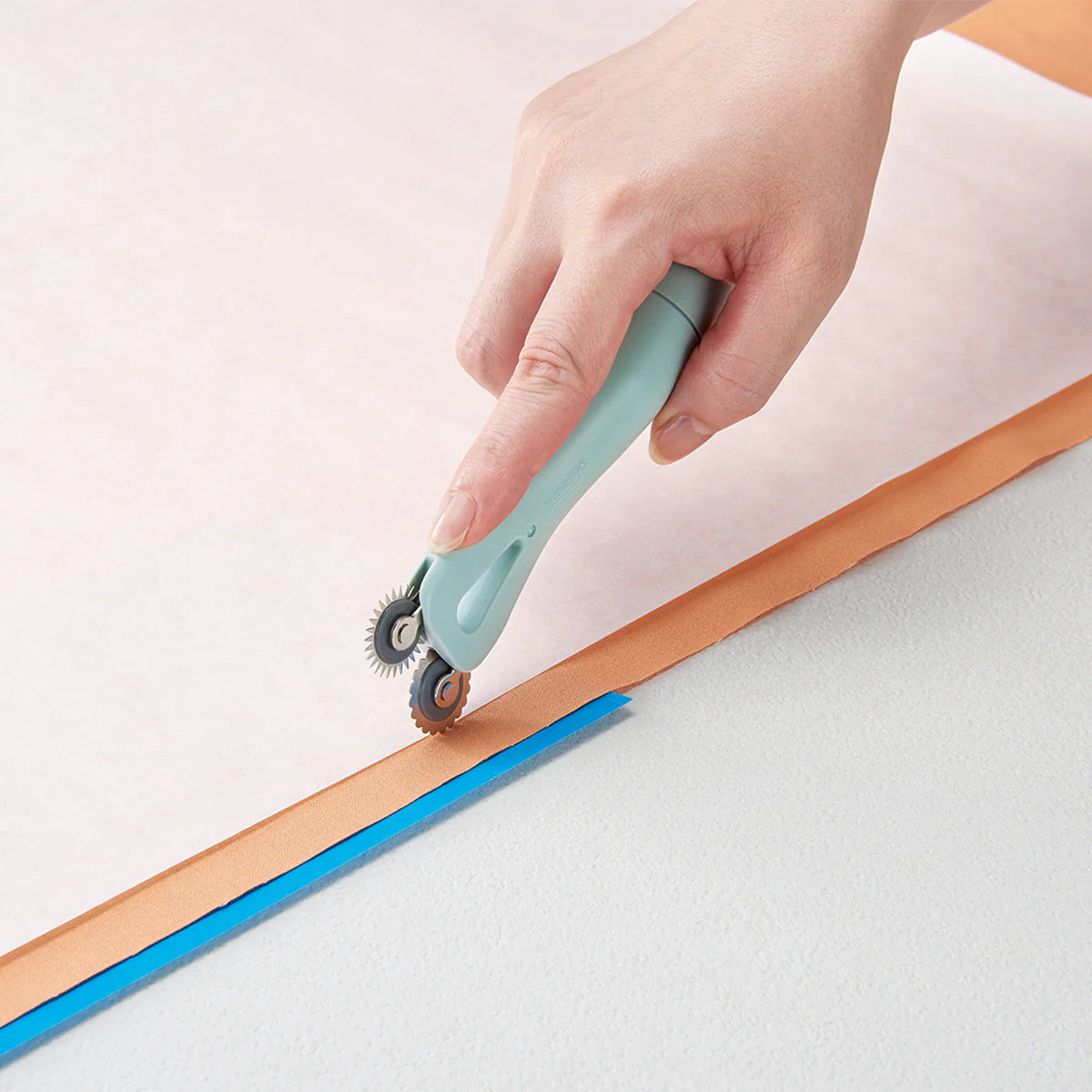 Clover Grip Fit Triple Tracing Wheel