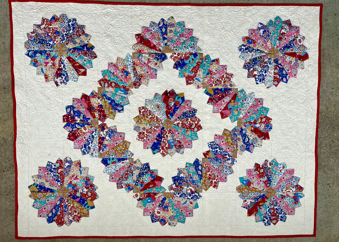 Dresden Plate Bulls Eye