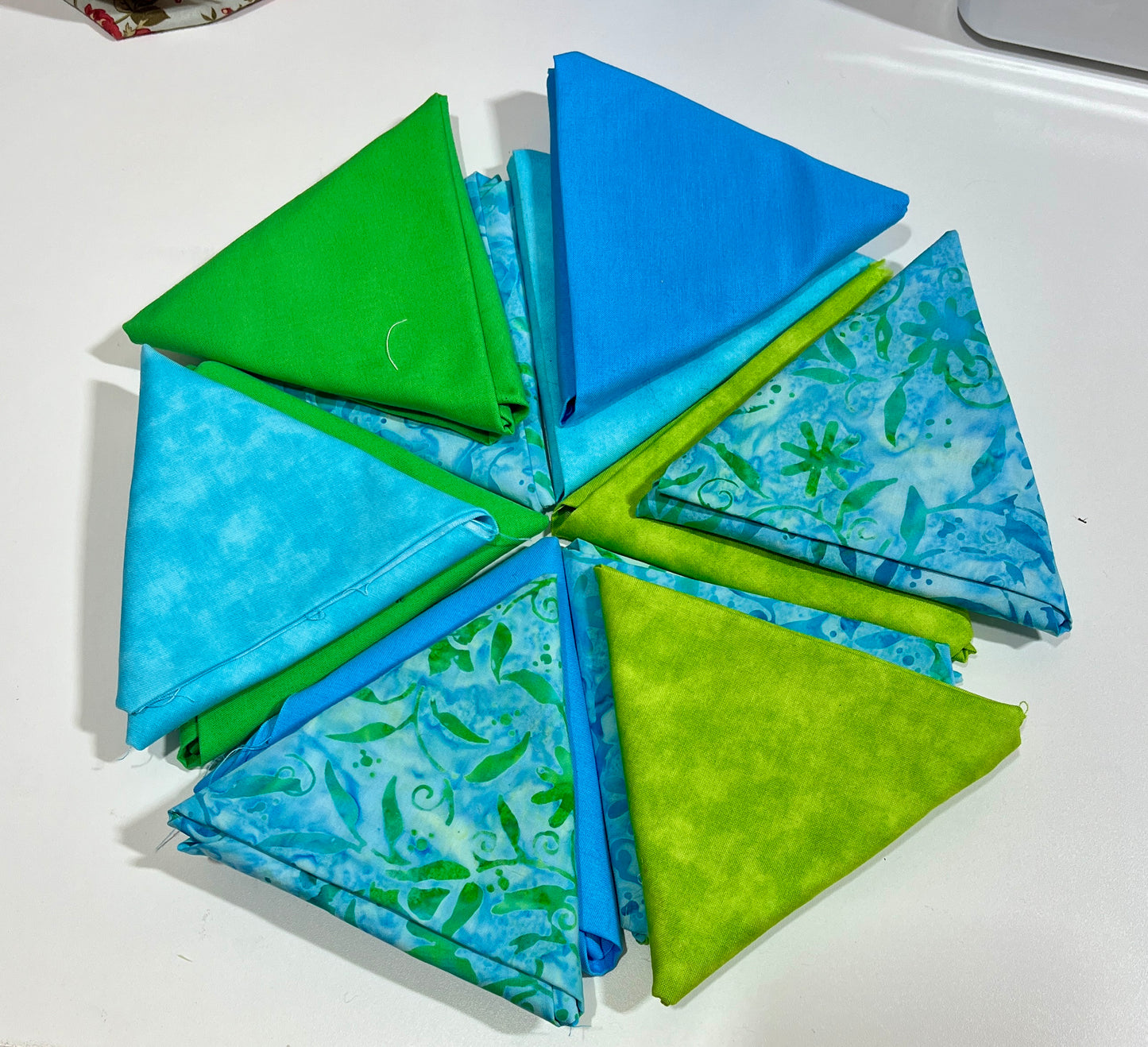 Mix Fat Quarter Bundle 12 Count - Blues and Greens