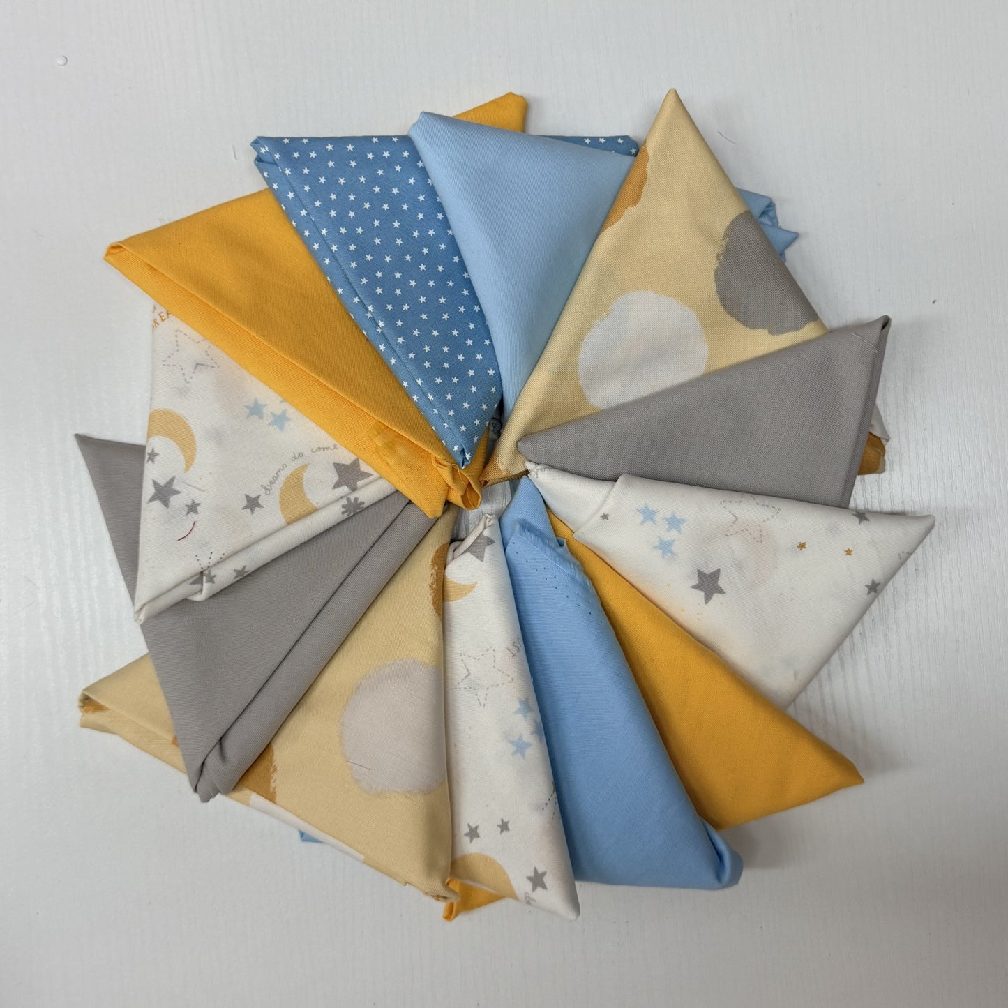 Sweet Dreams - Curated Fat Quarter Bundle