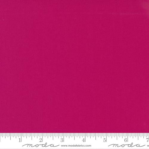 9900 410 Bella Solids Sangria