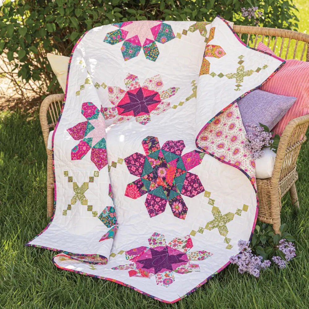 Creative Precut Quilts: Inspiring Designs With Fabric Bundles