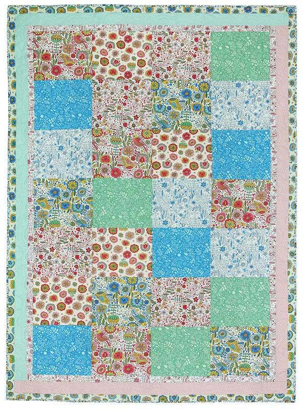 Fat Quarter Quilt Treats by Fabric Cafe