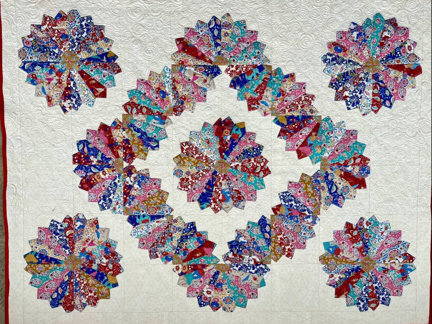 CLS-Bulls Eye Dresden Quilt
