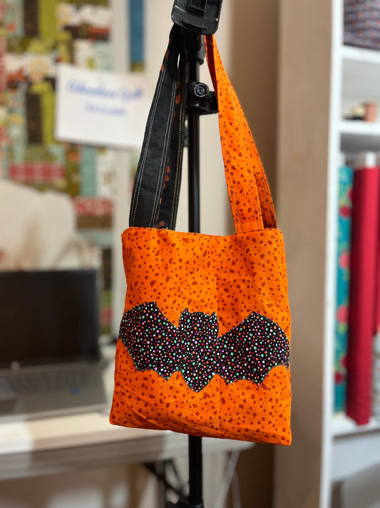 A  Time to Sew - Simple Tote Bag Pre-Cut Kit  GONE BATTY