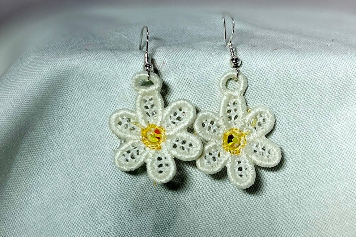 Earrings - Daisy