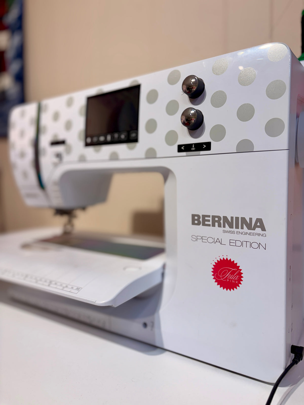 BERNINA 770 QE Tula Pink Special Edition