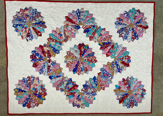 Dresden Plate Bulls Eye