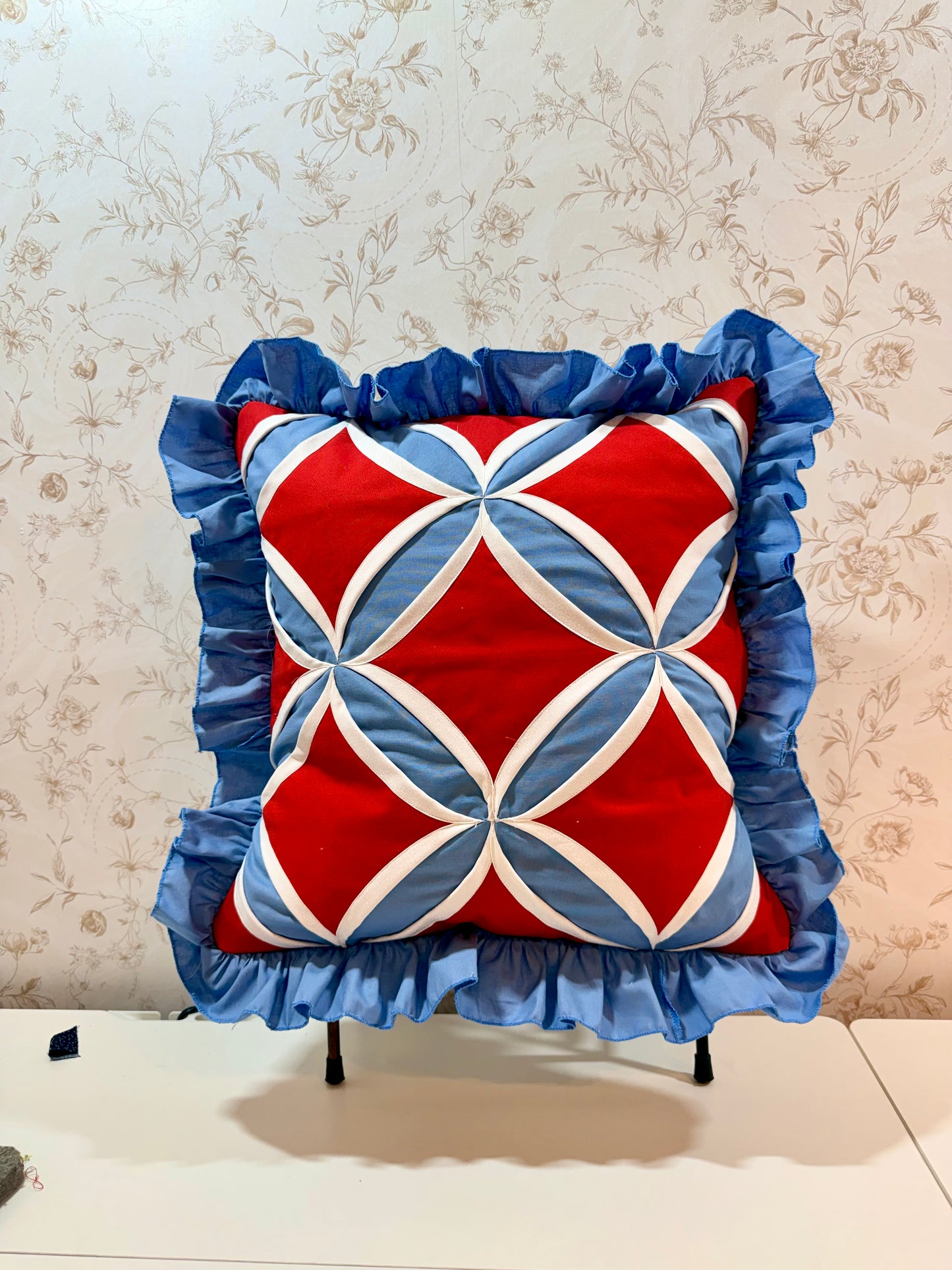 Cathedral Window Quilt Block Pillow Case Kit