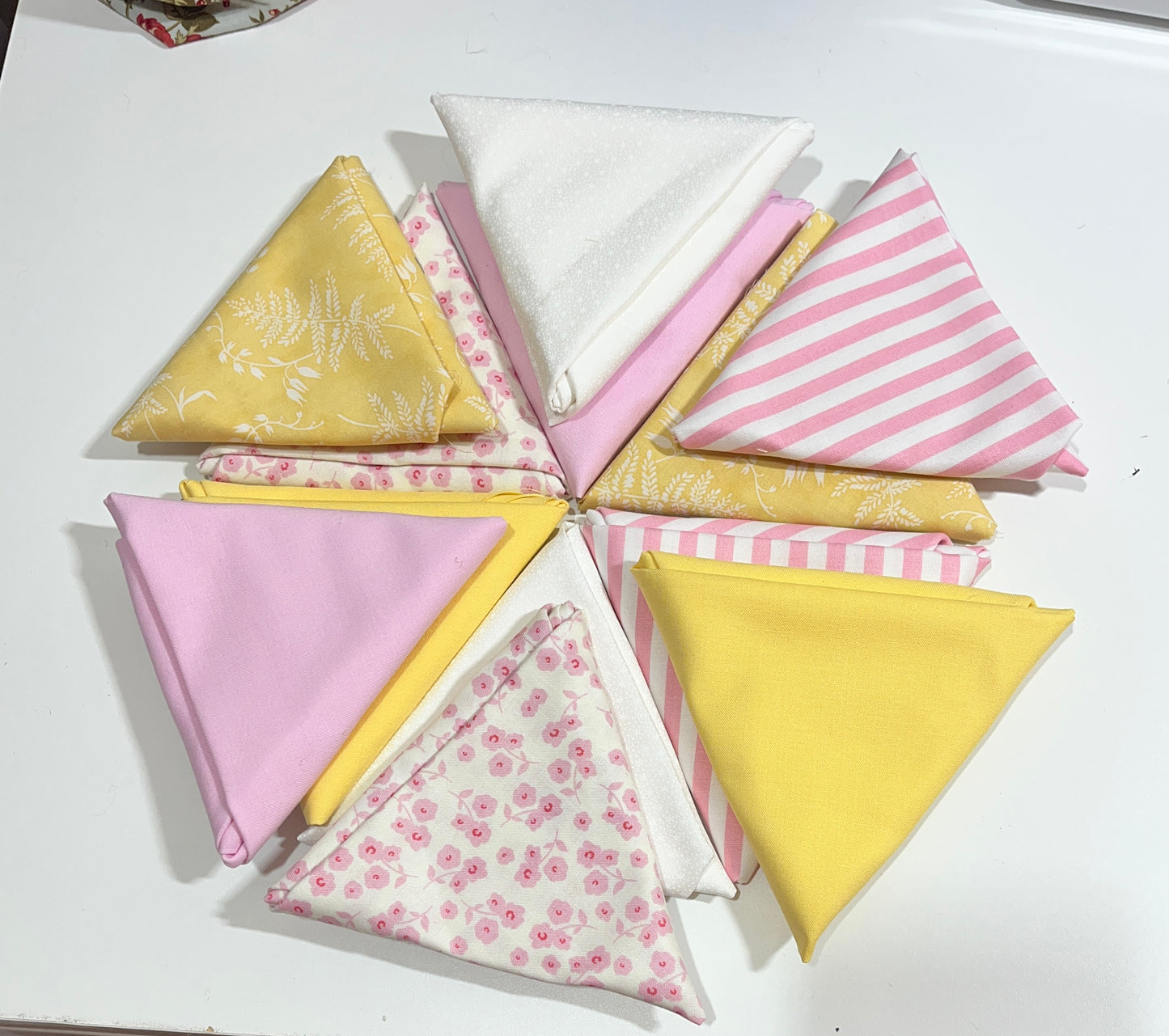 Mix Fat Quarter Bundle 12 Count - Pinks and Yellows