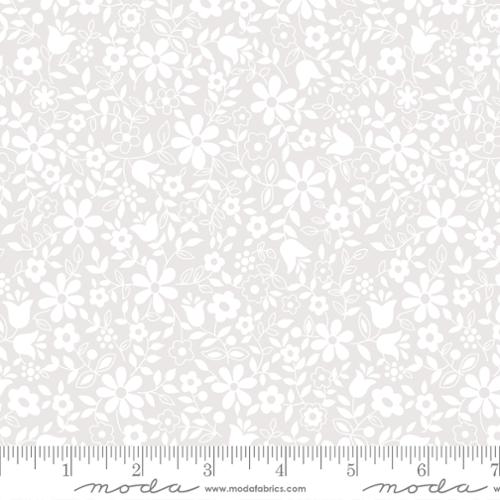 Whispers Flower Patch Feather 33557 15 Moda
