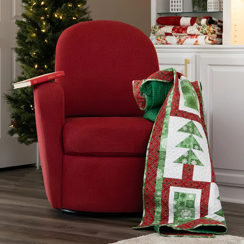 Quick Christmas 3-Yard Quilts by Fabric Cafe