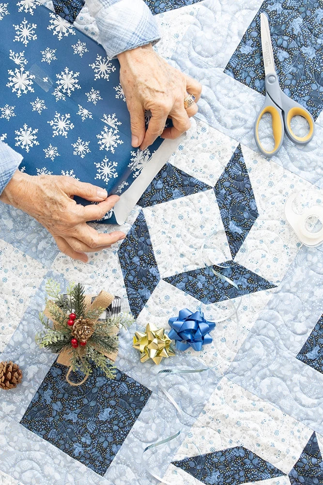 Quick Christmas 3-Yard Quilts by Fabric Cafe