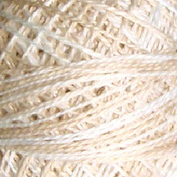 Valdani Pearl Cotton Ball 4 Ivory - Size 12